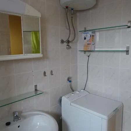 Zita - 50 M From Sea Apartament *